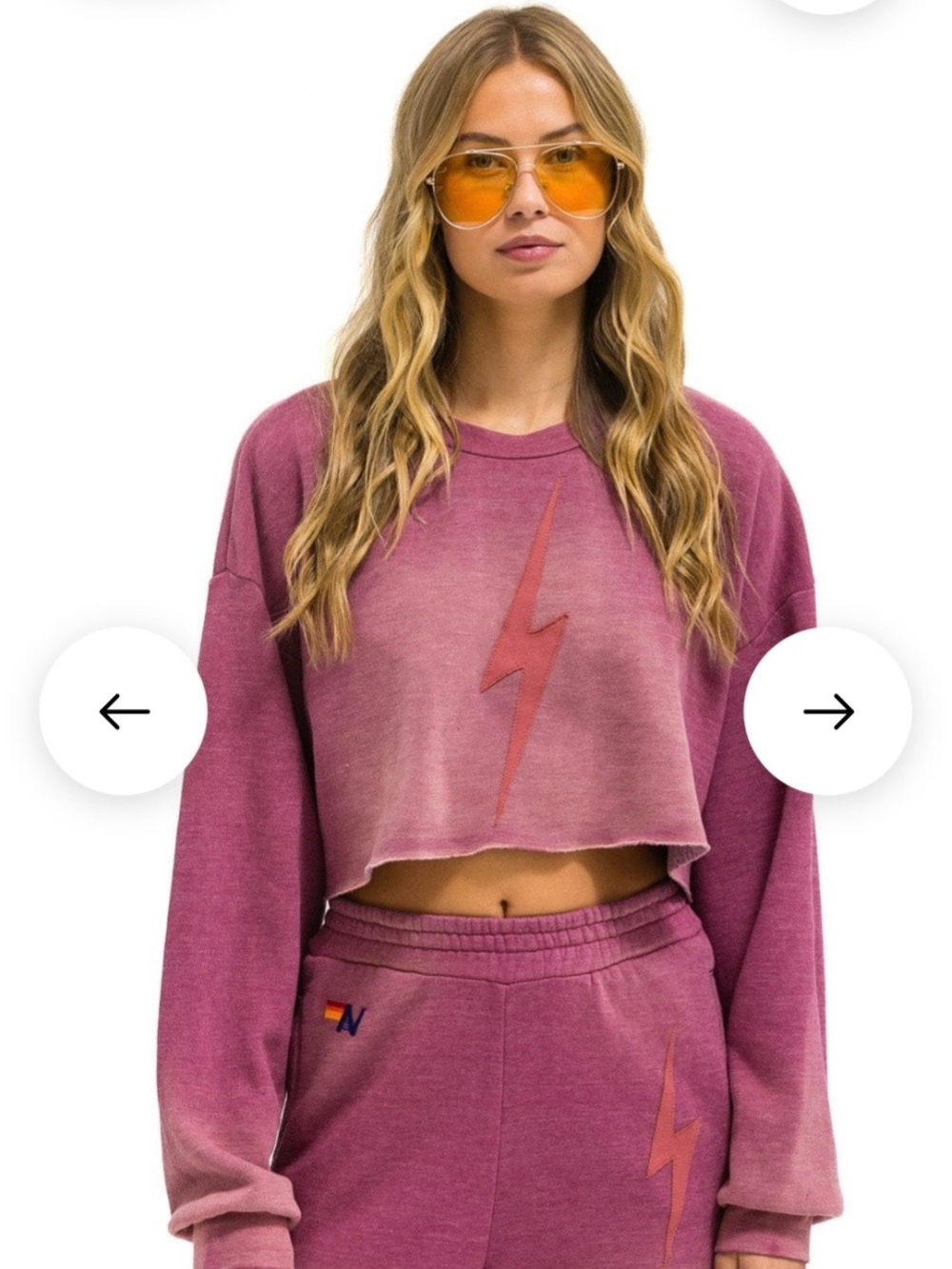 ⚡️BOLT STITCH
CROPPED CREW
SWEATSHIRT
RELAXED -
FADED BERRY